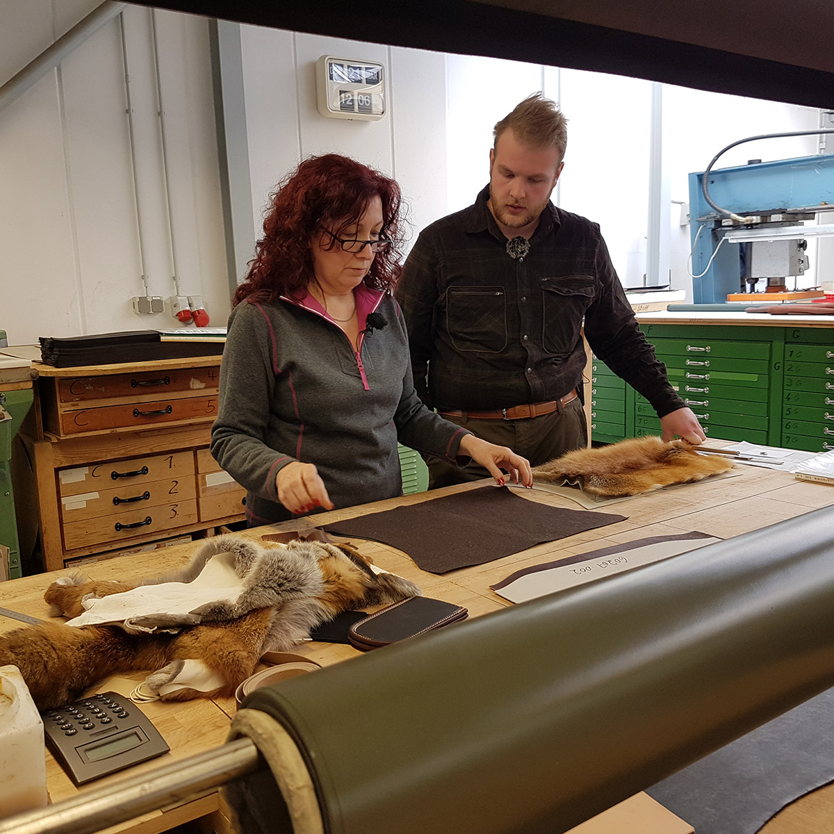 Ausbildung Sattler in der AKAH Sattlerei